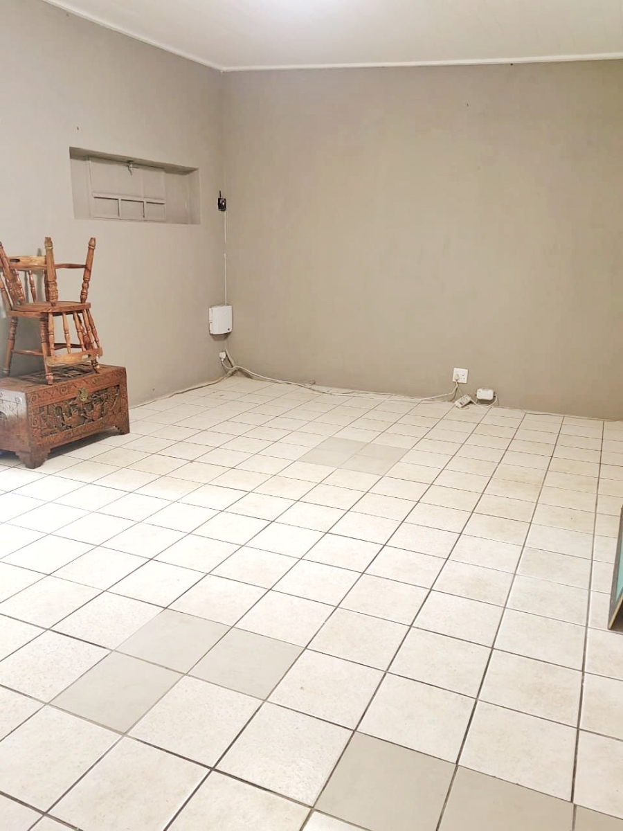Commercial Property for Sale in Theescombe Eastern Cape